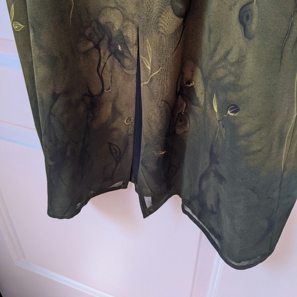 NWOT Gorgeous Olive/Deep Green Midi/Maxi Dress - Picture 7 of 14